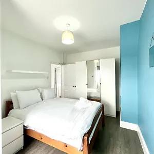 Apartamento Modern 2 Bed Flat Close To Shoreditch / Free Wi-fi