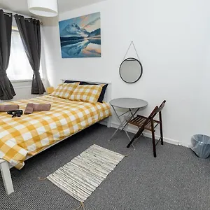  Habitación en casa particular In Mile End